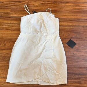 Lulu's Strapless White Dress